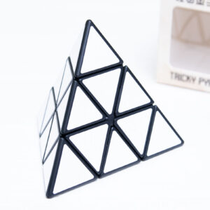 Головоломка ZePuzzles Tricky Pyraminx біла